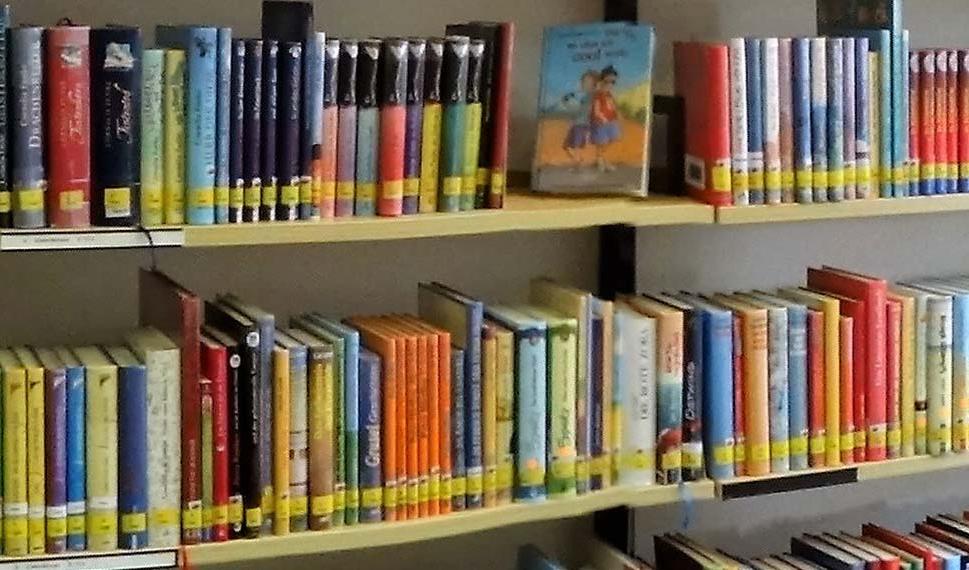 Slider - Bücherregal(Bücherei Buttenheim)