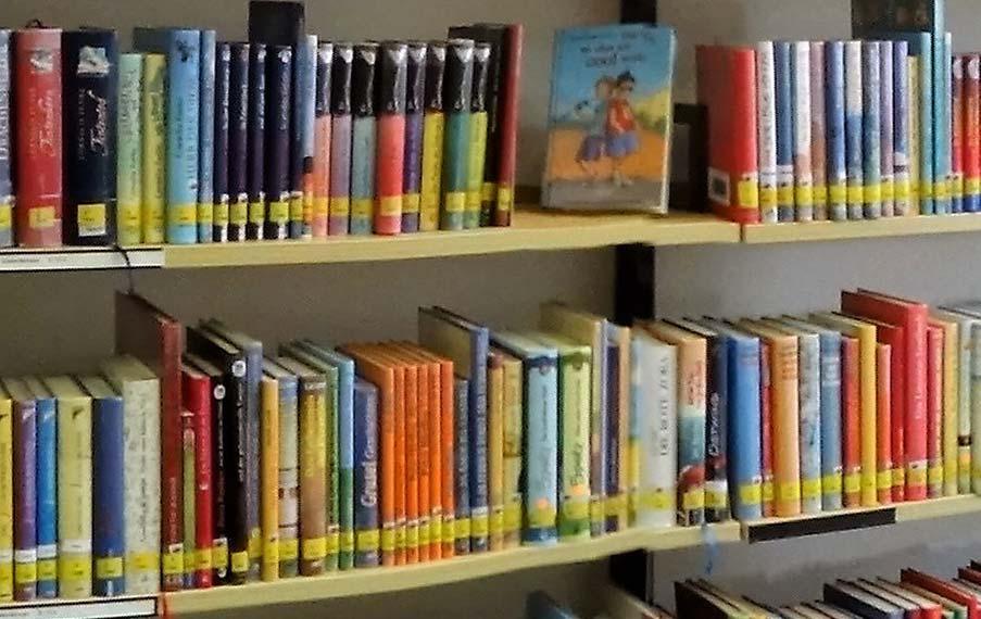 Slider - Bücherregal(Bücherei Buttenheim)